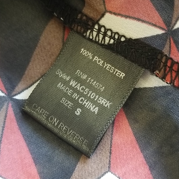 Pleione Geometric Pattern Tunic - Picture 8 of 11